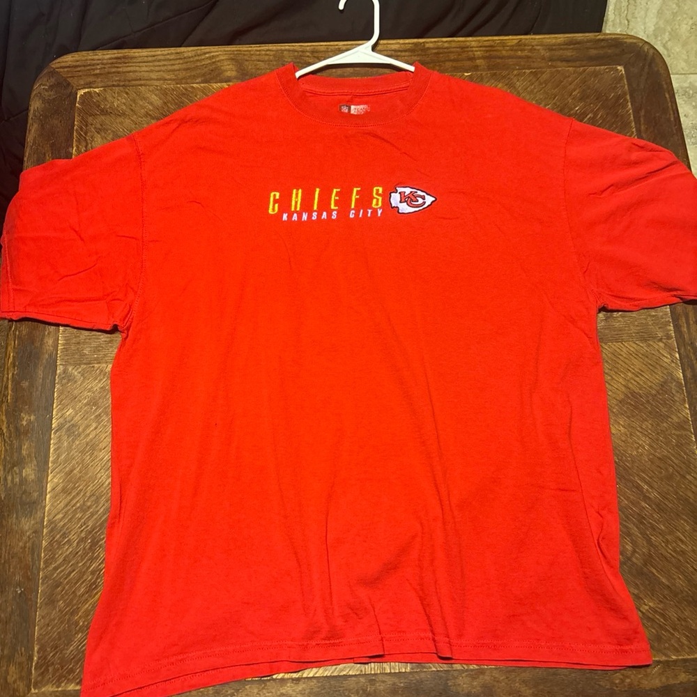 Kansas City Chiefs Men's Embroidered T-Shirt Vintage Size 2XL